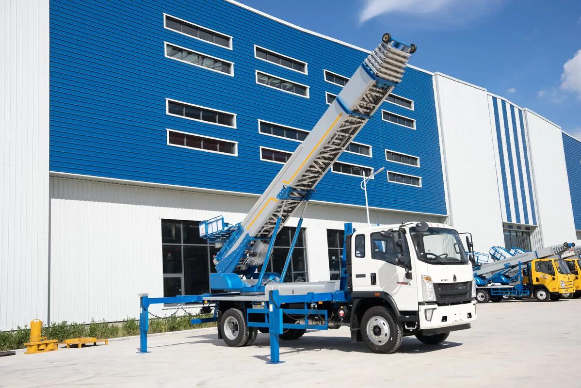 融安小型云梯车上料车租赁多少钱