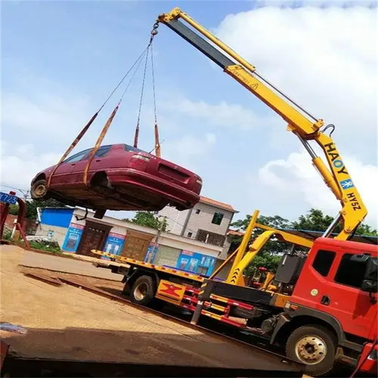 融安吊车救援小汽车怎么吊