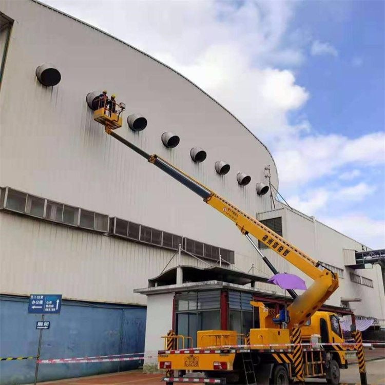 融安高空作业车出租服务：专业广告牌安装解决方案