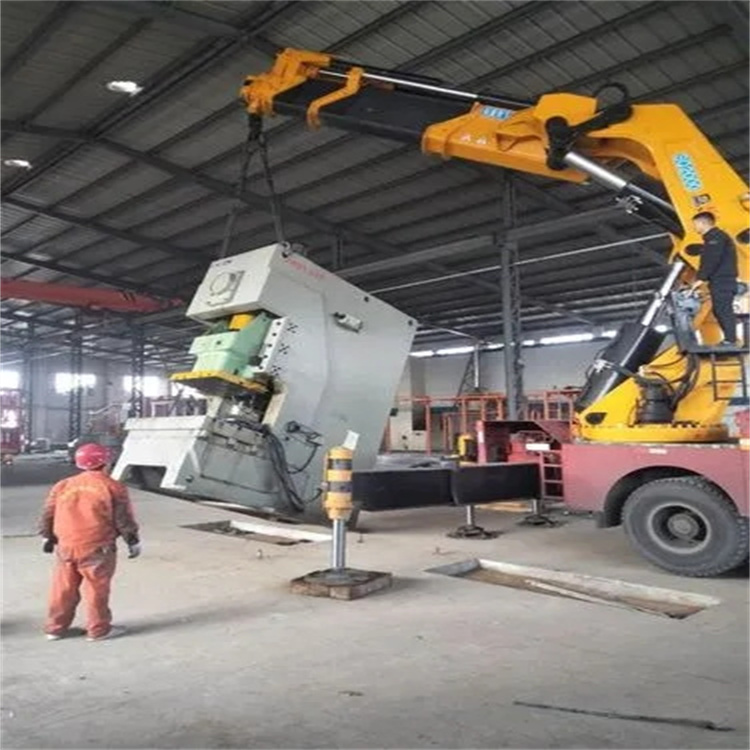 融安80吨折臂吊车出租附近电话